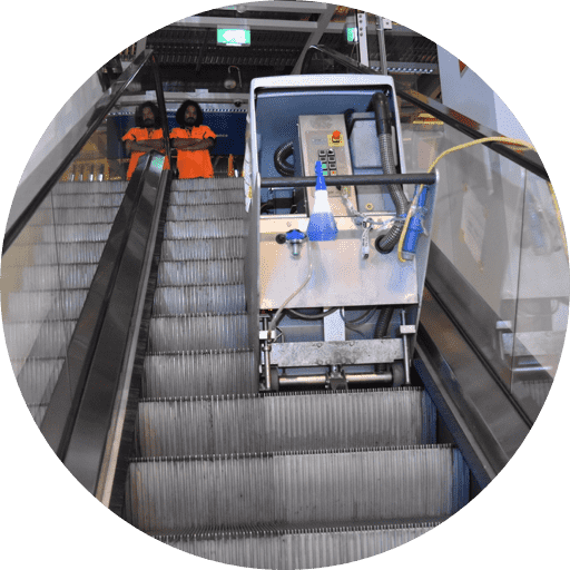 quayxtra escalator cleaning